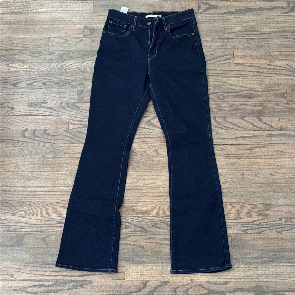 Levi's Women's Dark Blue Boot Cut Jeans - Picture 3 of 13